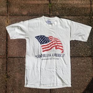 "God Bless America Heavyweight T-shirt Size S